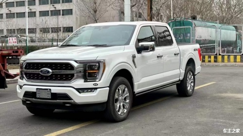 福特F-150墨版 全部在售 2023款 2022款 2021款 2020款 2019款福特F-150墨版限时优惠27万 欢迎试乘试驾