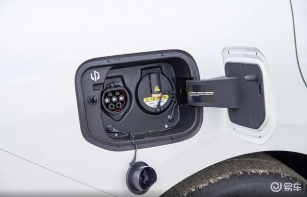 预算10万,油车PK新能源车:以零跑C01为例轻松解读
