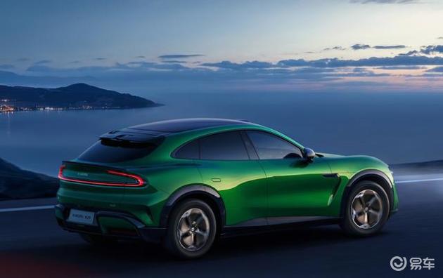 小米YU7 vs 特斯拉Model Y:轻松辨别两者差异