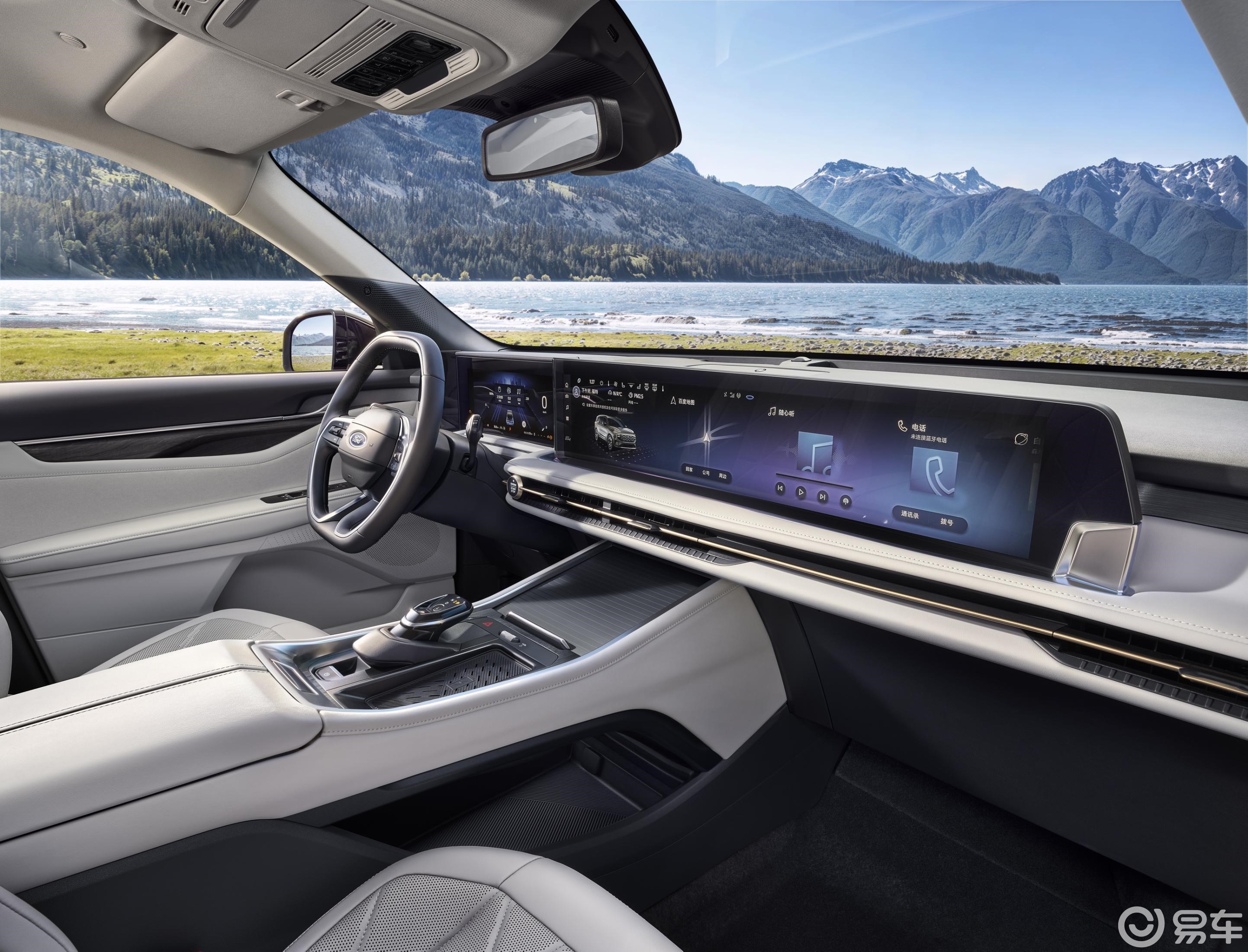 26款福特锐界L西宁车展亮相指导价22.98万加配不加价