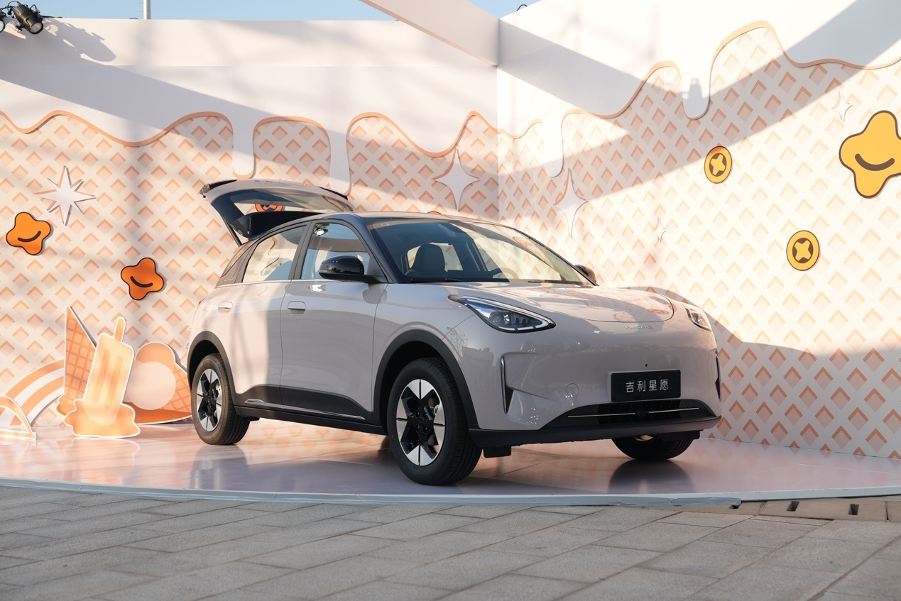 销冠又更新了，新款吉利星愿限时售6.58万起，价格很香？
