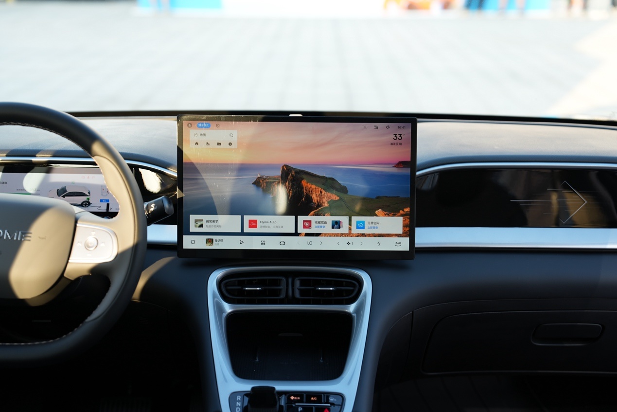 销冠又更新了,新款吉利星愿限时售6.58万起,价格很香?