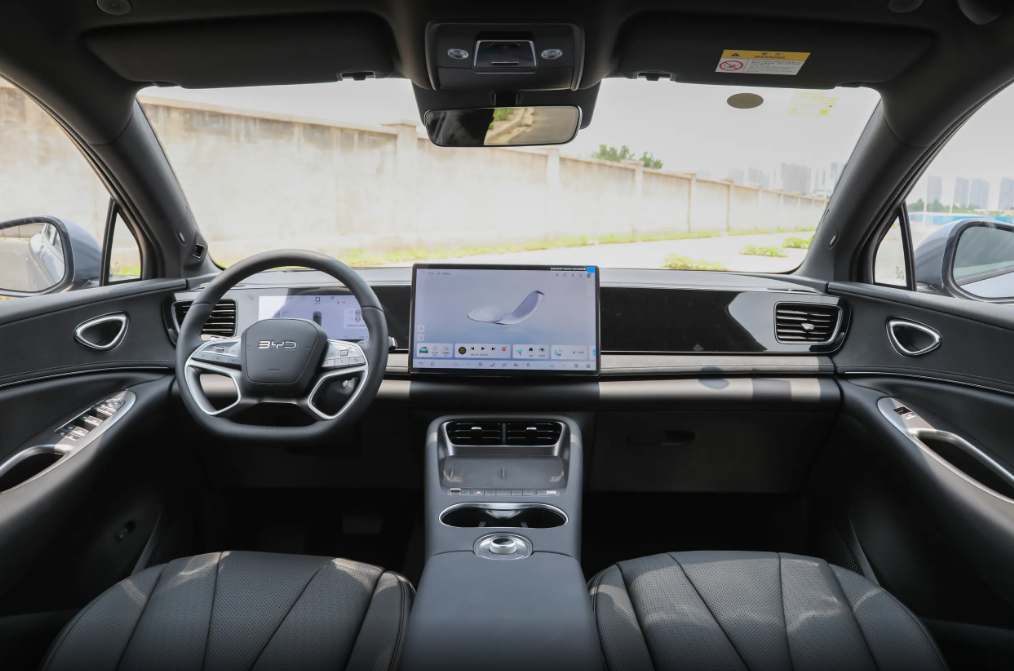 15.68万起,选长安启源Q07智能激光版还是海狮06?