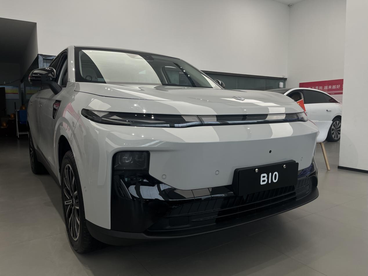 探店零跑B10、银河E5,10万级谁更适合家用?