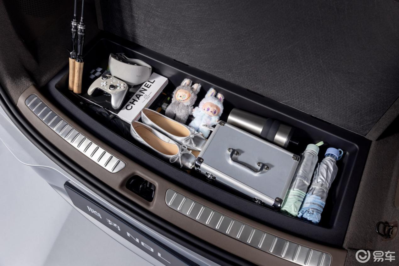 腾势 N8L 正式上市:重塑家庭豪华 SUV 标杆