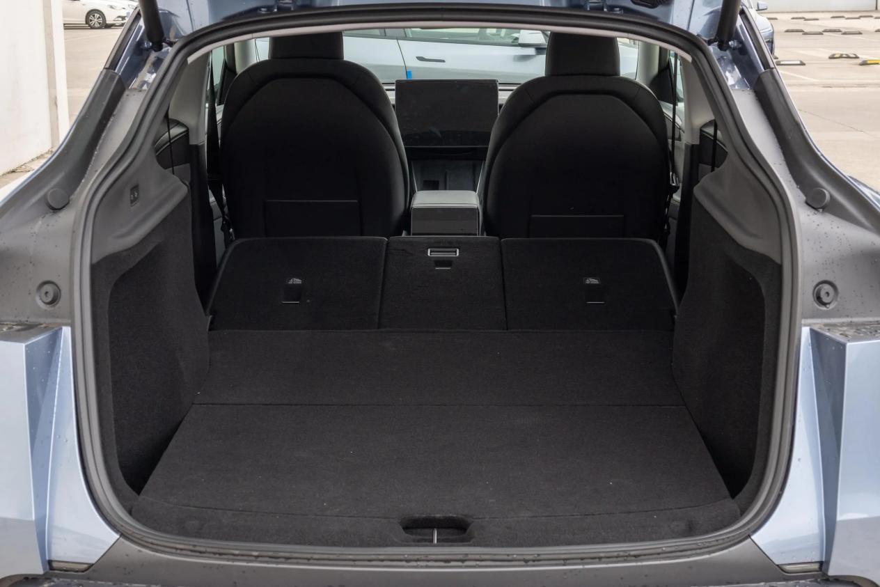 极氪7X对比特斯拉Moldel Y,选谁更合适?