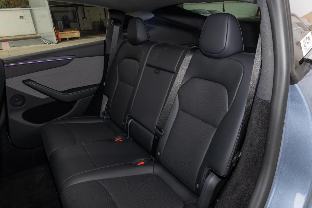 极氪7X对比特斯拉Moldel Y,选谁更合适?