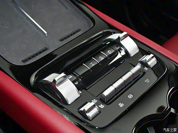 售24.98万起 智驾/座舱齐升级 新款坦克400正式上市